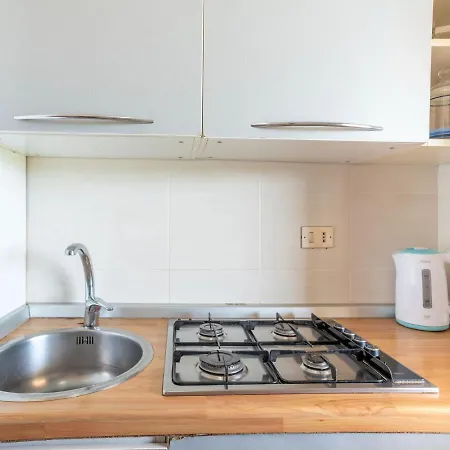 Ideal In Marinella Near Di Marinella Будинок відпочинку Ольбія